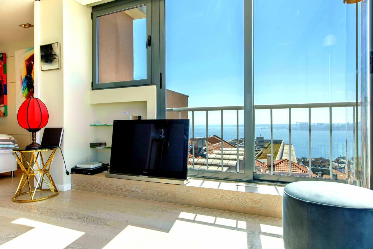 Lovelystay - Full Sky In Chiado Lisbon Exterior photo